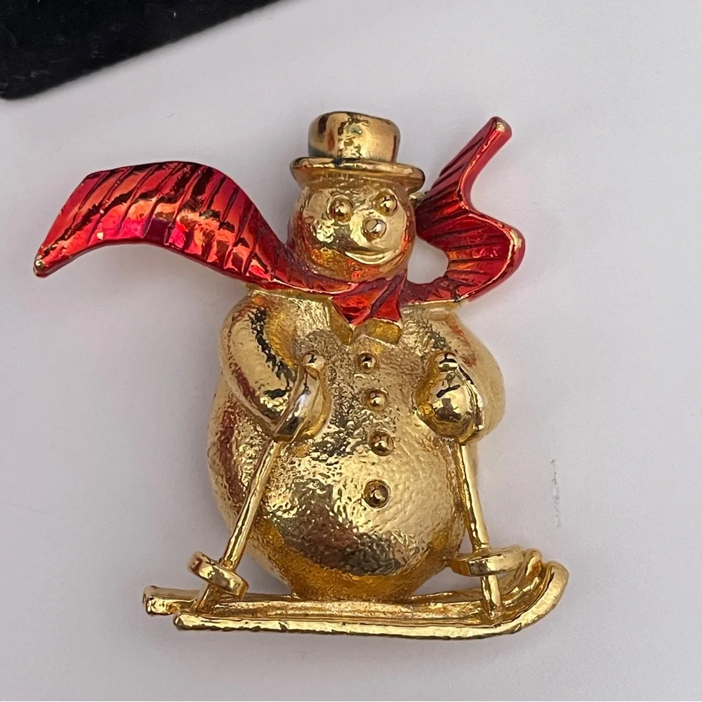 Vintage 80’s GERRY'S Winter Holiday Christmas Apres Ski Snowman Brooch / Pin
